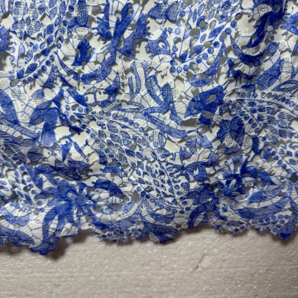 Antonio Melani Womens Size 8 Blue White Lace Floral Sheath Dress Scalloped Hem - Picture 10 of 12